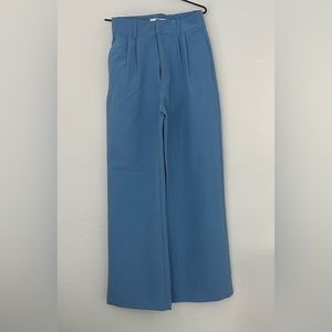 ABERCROMBIE & FITCH Tailored high rise Wide Leg Pants, blue sz small, never worn